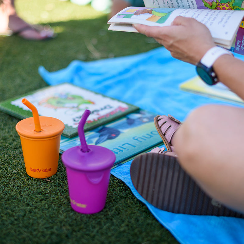 kid-s-sippy-cup-and-water-bottle-set-c8 10oz_kids_cups_straw_reading_blanket_square.jpg