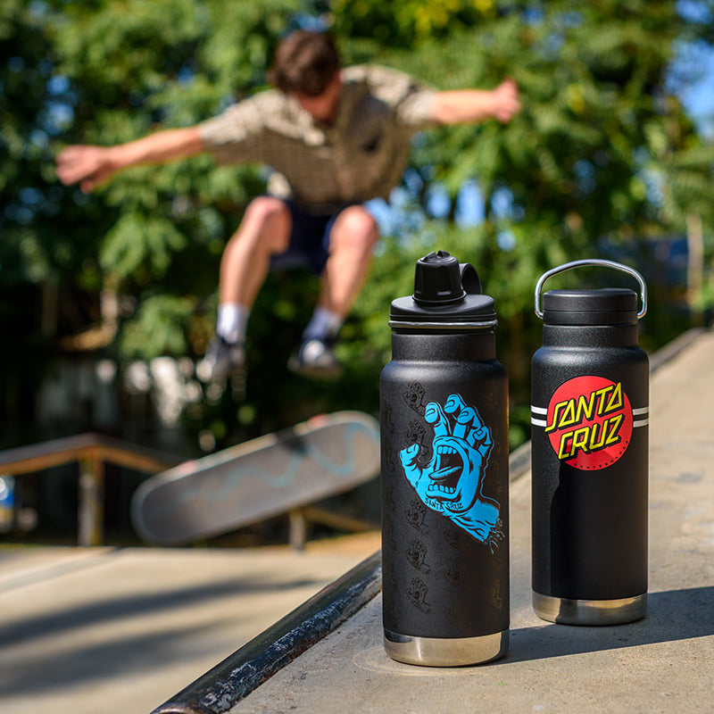 32oz-tkwide-with-chug-cap-santa-cruz-screaming-hand-r5 32oz_20oz_water_bottles_santacruz_skater_ramp_square.jpg