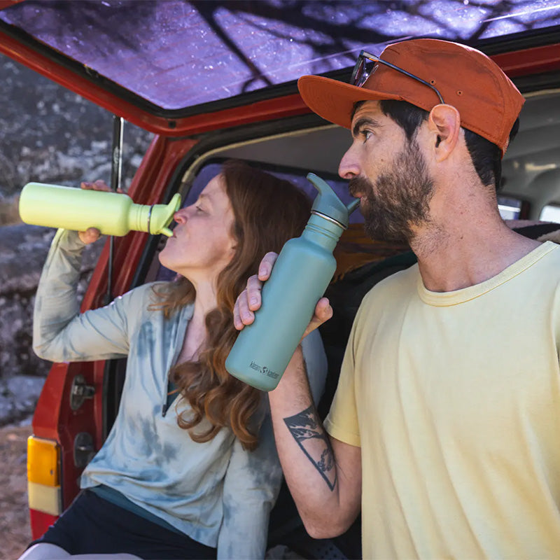 sports-bundle-chug-and-classic-q5 classic_27oz_flip_seal_couple_tailgate_tip-sip_square.jpg